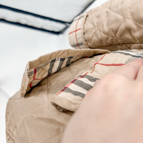 Burberry Quilted Coat Winter Down Finsbridge Plaid Jacket Check Cream M - Picture 9 of 16